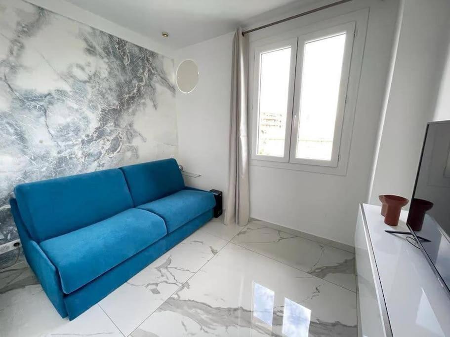 Beach Front, Superbe Appartement Pour 4 Personnes نيس المظهر الخارجي الصورة