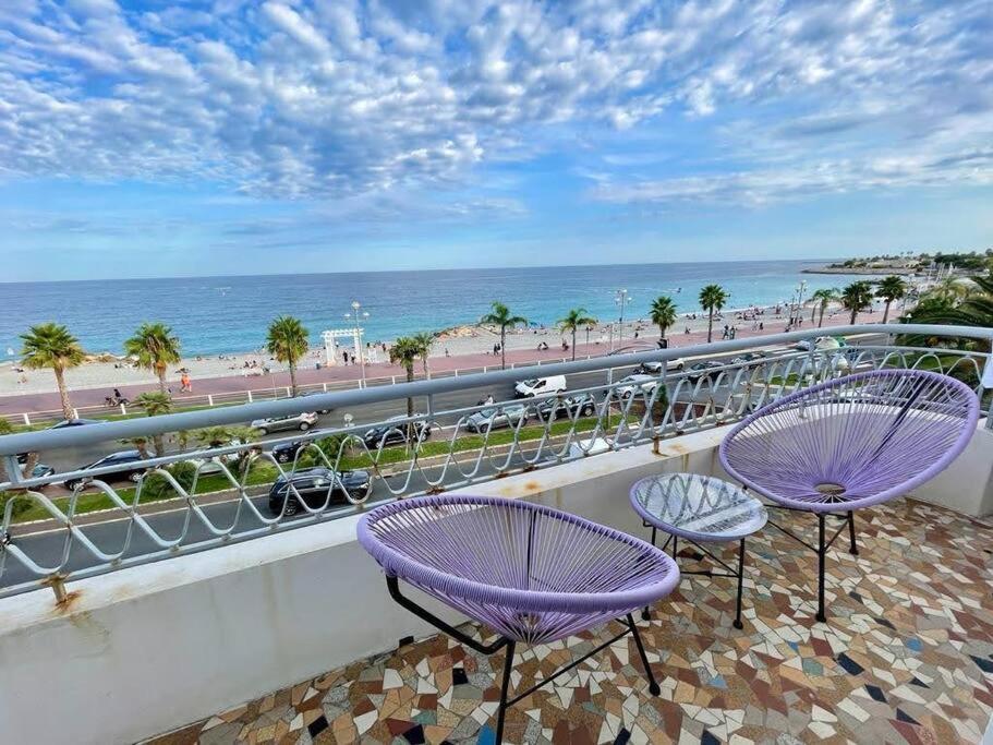 Beach Front, Superbe Appartement Pour 4 Personnes نيس المظهر الخارجي الصورة