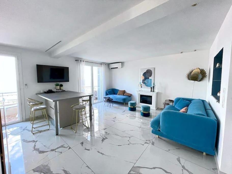 Beach Front, Superbe Appartement Pour 4 Personnes نيس المظهر الخارجي الصورة